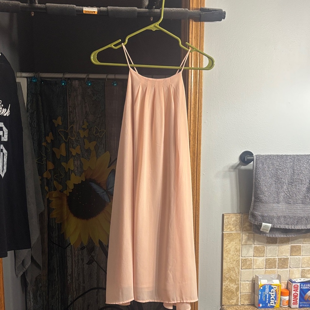 Elegant Pink Sleeveless Dress